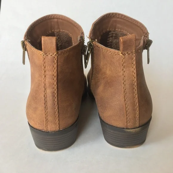 Madden Girl Bolerooo Ankle Booties Boots Size 7M - Picture 4 of 8